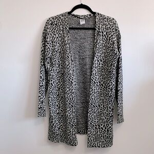 Vero Moda Black and Grey animal/leopard print cardigan Size M
